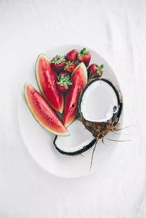 吃瓜群众调酒视频,轻松学会调酒技巧